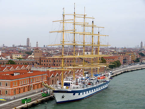 Ausfahrt aus Venedig