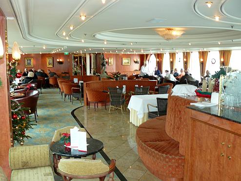 Lounge und Bar