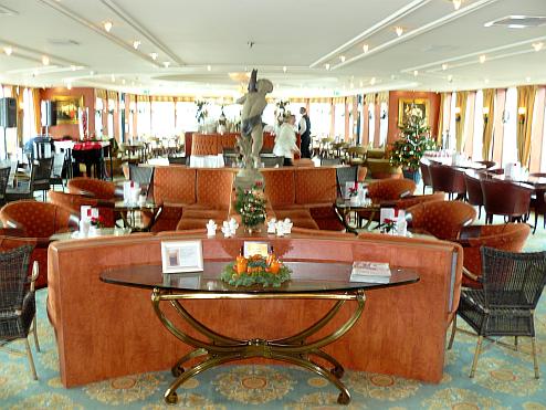 Lounge und Bar