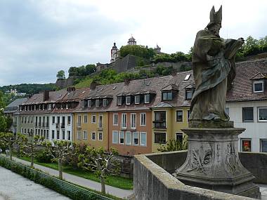 Blick zum Marienberg
