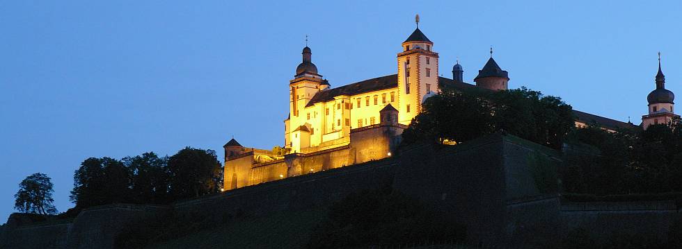 Marienberg nei Nacht