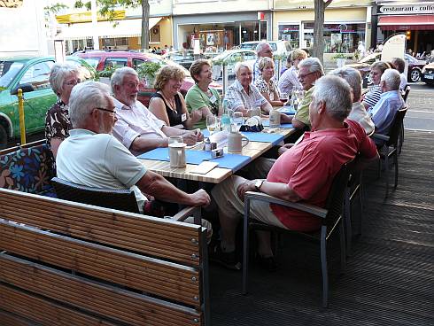 Erstes Abendessen