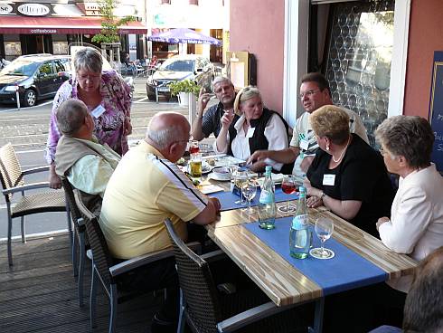 Erstes Abendessen